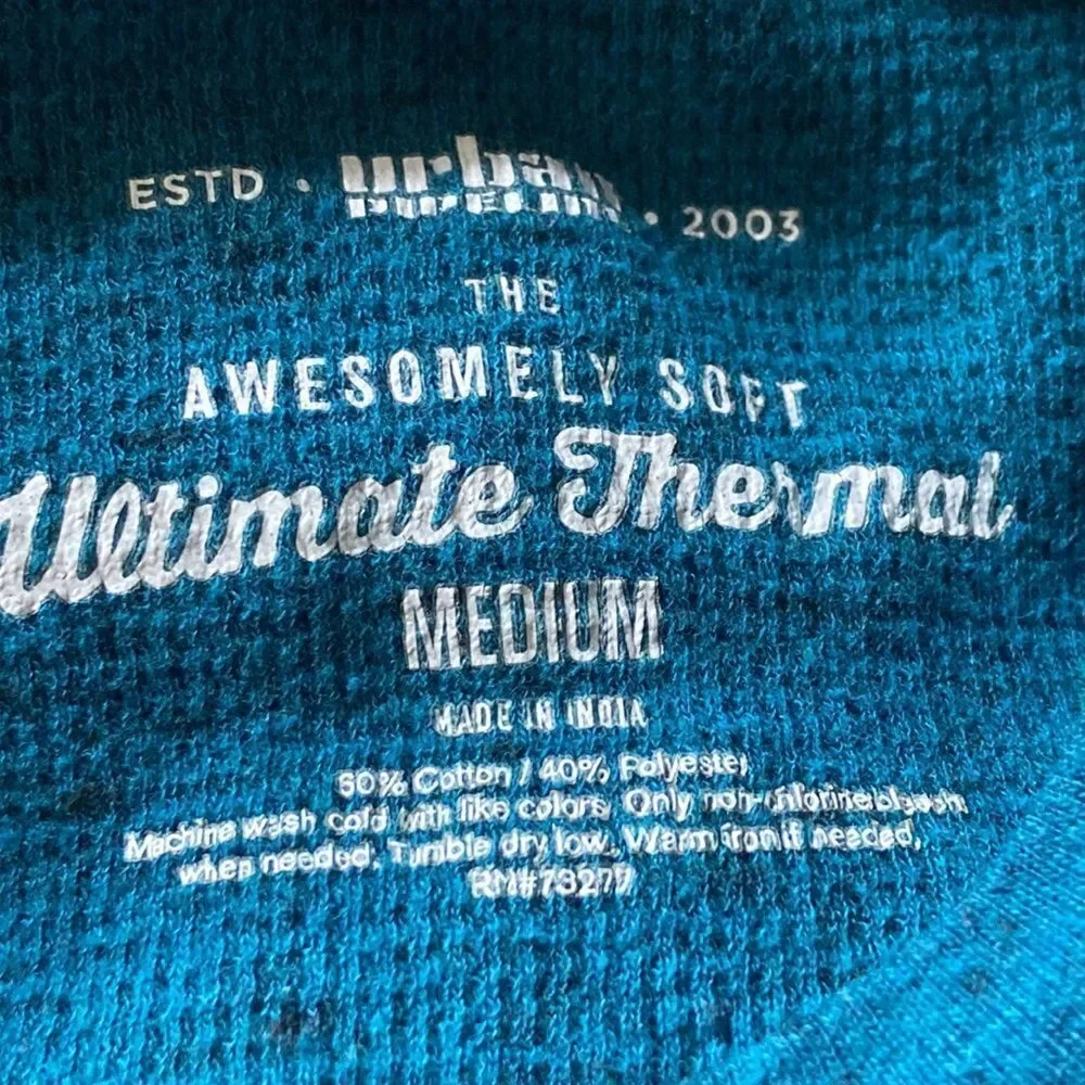 10/$50 Urban Ultimate Thermal Boy Shirt Size M